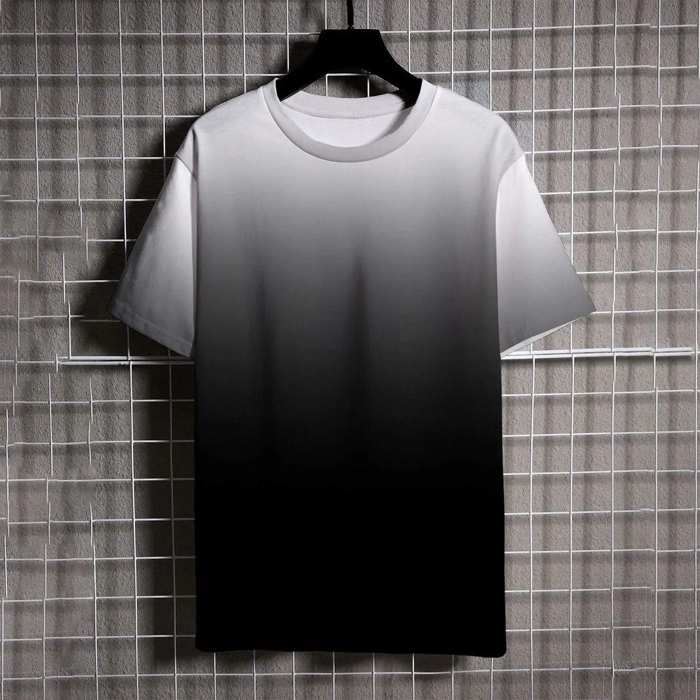 Men's Gradient Ombre T-Shirt – Black to White Casual Style