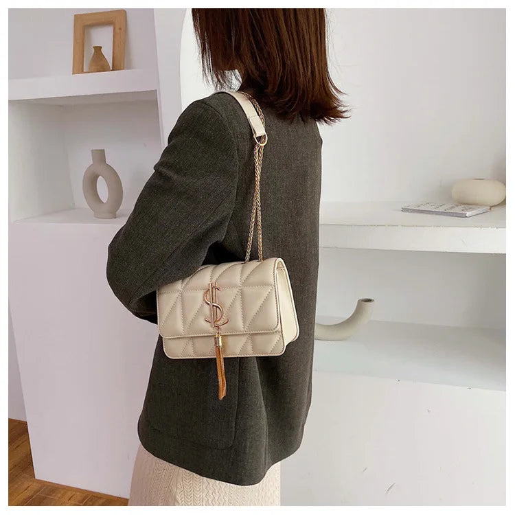 Luxury Brand Handbag Fashion Simple Tassel Square Bag Girl Pu Leather Women Designer Handbags Lock Shoulder Messenger Bags